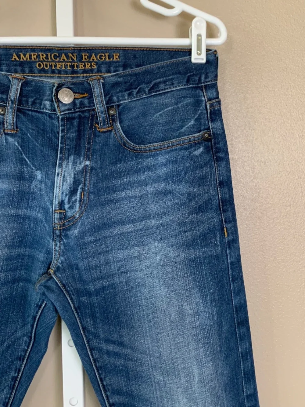 American Eagle Distressed Wash Slim Jeans